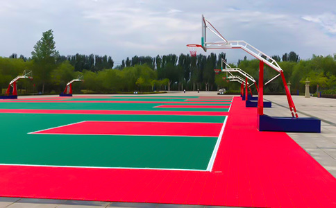 学校篮球场 学校篮球场