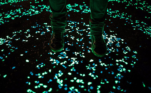 夜光路面图片 夜光路面图片