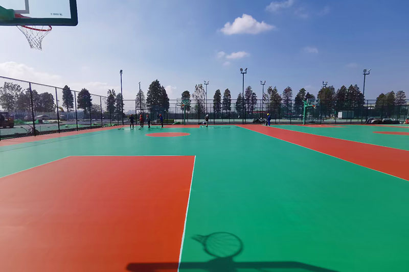 篮球场翻修 篮球场翻修