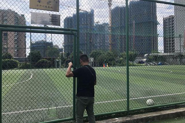 假草皮足球场 假草皮足球场